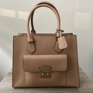 Michael Kors Bridgette Medium Saffiano Leather Tote